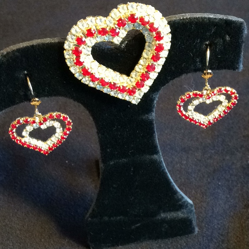 Vintage Nwot Heart Brooch & Earrings